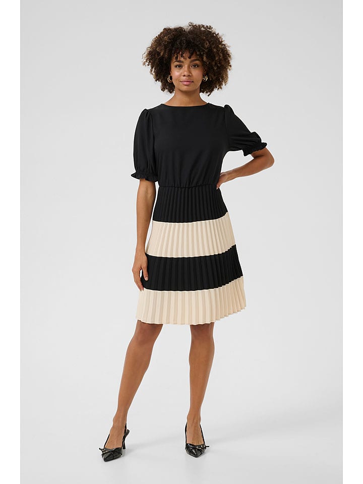 CULTURE Sukienka w kolorze czarnym rozmiar: S