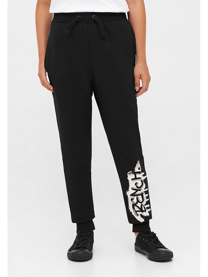 Bench Spodnie dresowe "Waller" w kolorze czarnym rozmiar: 152