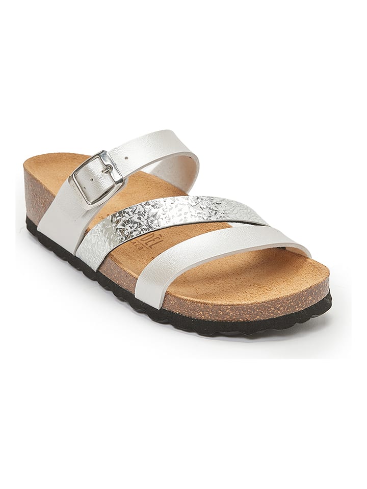 Mandel Klapki w kolorze srebrnym na koturnie rozmiar: 39