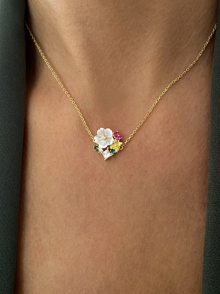 Les Petites Précieuses Pozłacany naszyjnik z elementem ozdobnym - dł. 40 cm rozmiar: onesize