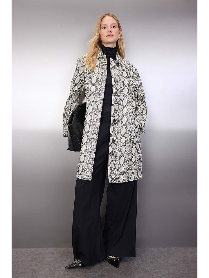 trendyol Płaszcz przejściowy w kolorze kremowo-czarnym rozmiar: 38