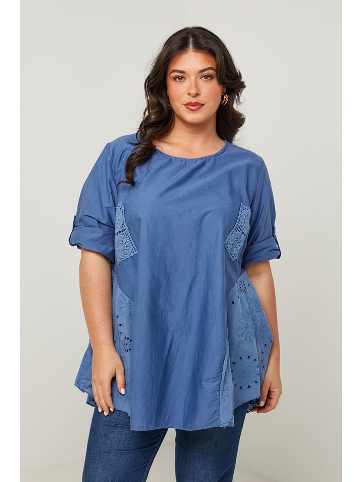 Curvy Lady Bluzka w kolorze niebieskim rozmiar: 44/46