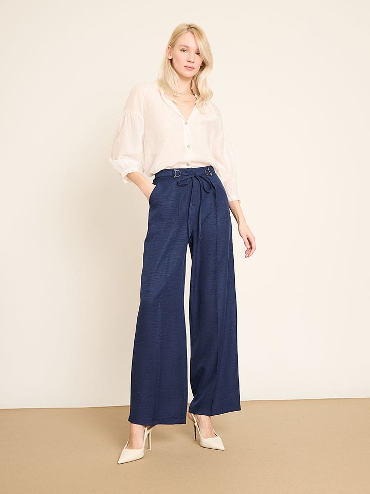 BGN Spodnie w kolorze granatowym rozmiar: 38