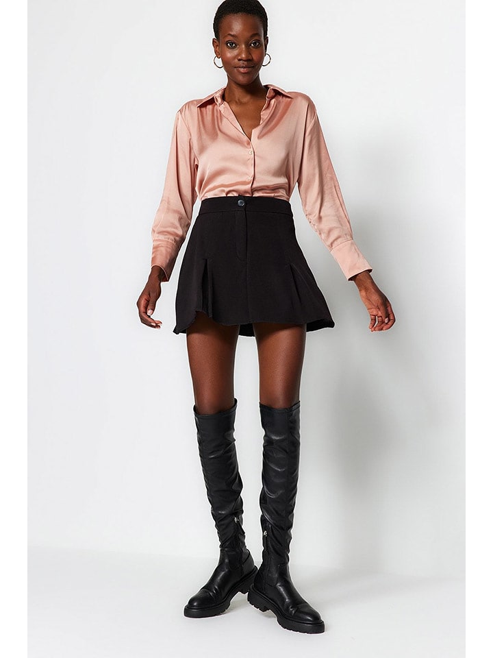 trendyol Szorty w kolorze czarnym rozmiar: 36