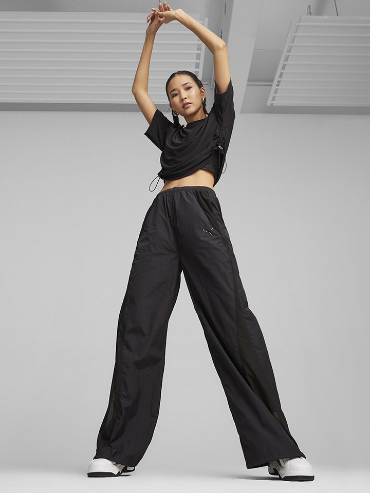 Puma Spodnie sportowe "Dare To" w kolorze czarnym rozmiar: XS