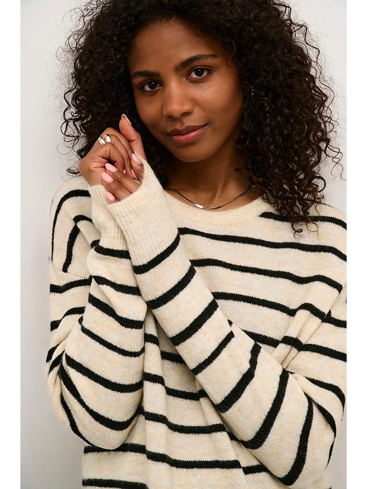 Kaffe Sweter "Lida" w kolorze beżowo-czarnym rozmiar: M