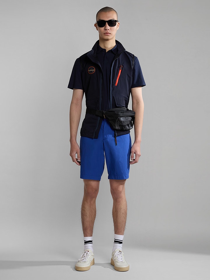 Napapijri Bermudy "Nakuru" w kolorze niebieskim rozmiar: W36