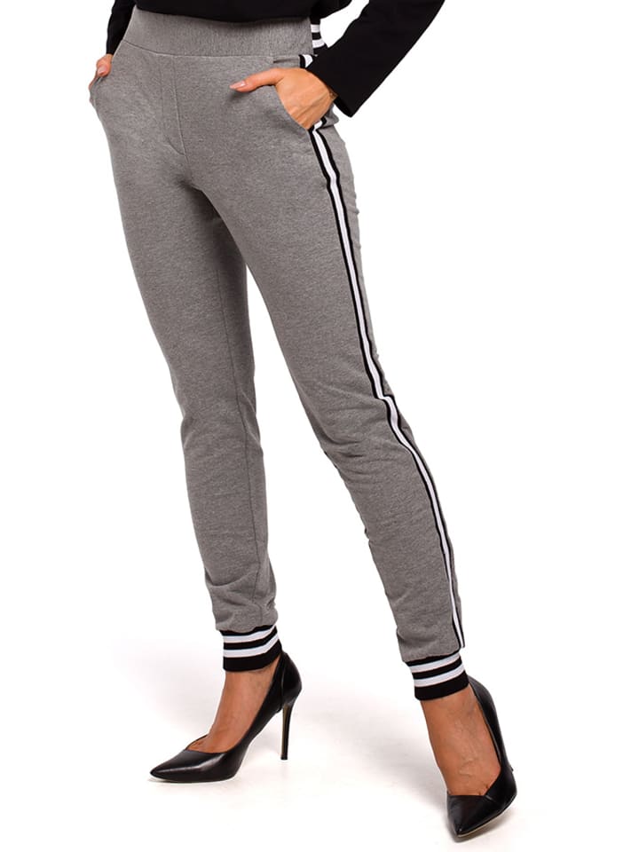 made of emotion Spodnie dresowe w kolorze szarym rozmiar: S