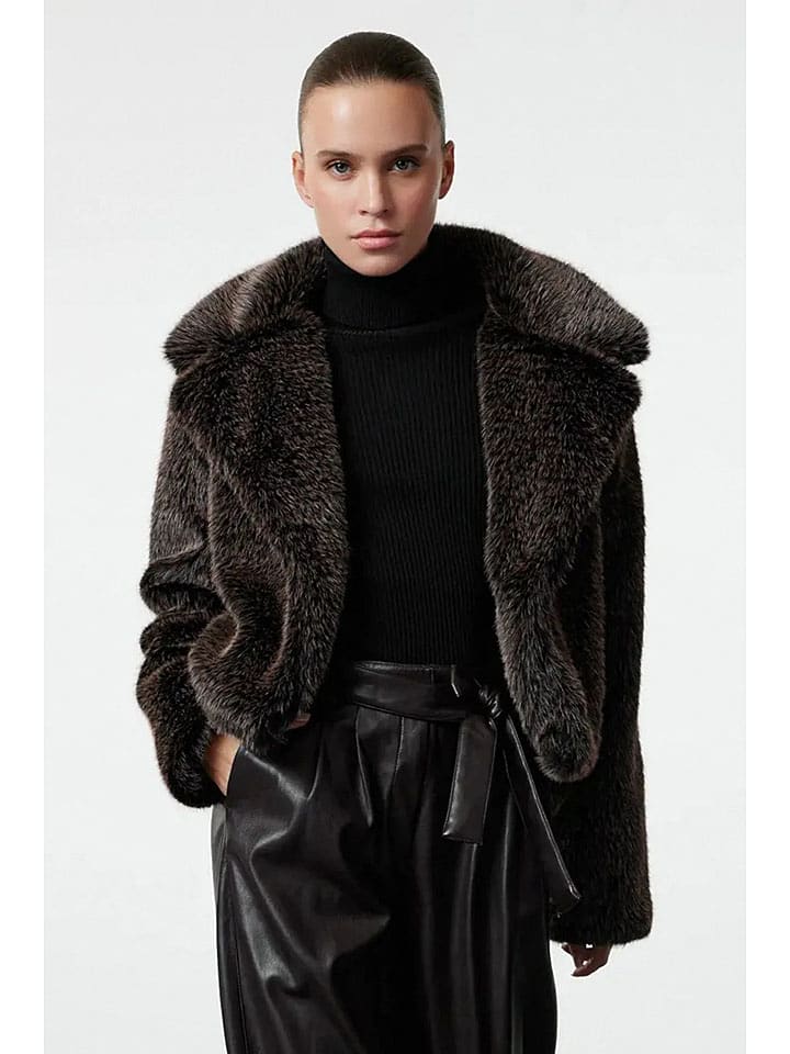 trendyol Płaszcz pluszowy w kolorze ciemnobrązowym rozmiar: XS/S