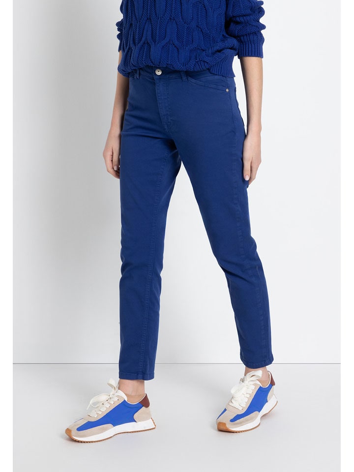 More & More Spodnie w kolorze niebieskim rozmiar: 46