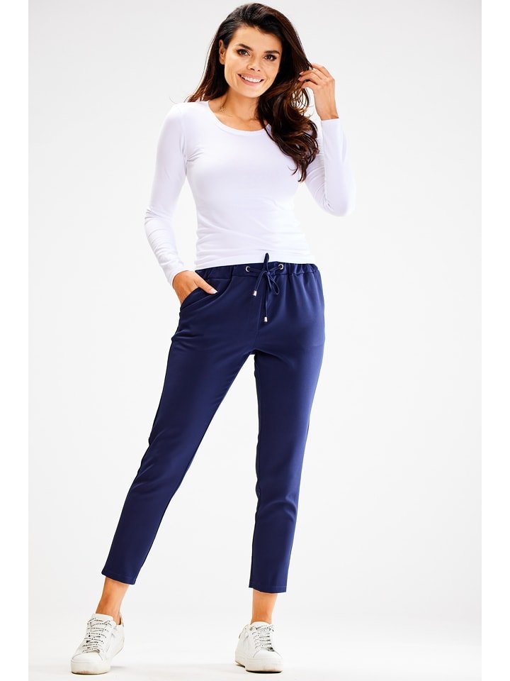 Awama Spodnie w kolorze granatowym rozmiar: M