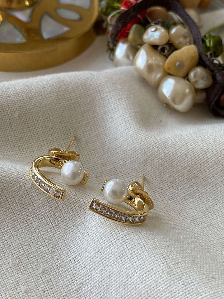 Luseera Pozłacane kolczyki-wkrętki z cyrkoniami rozmiar: onesize