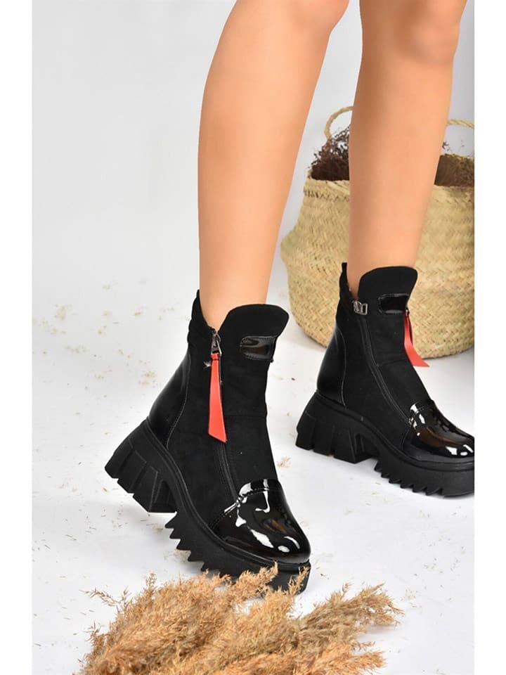 trendyol Botki w kolorze czarnym rozmiar: 39