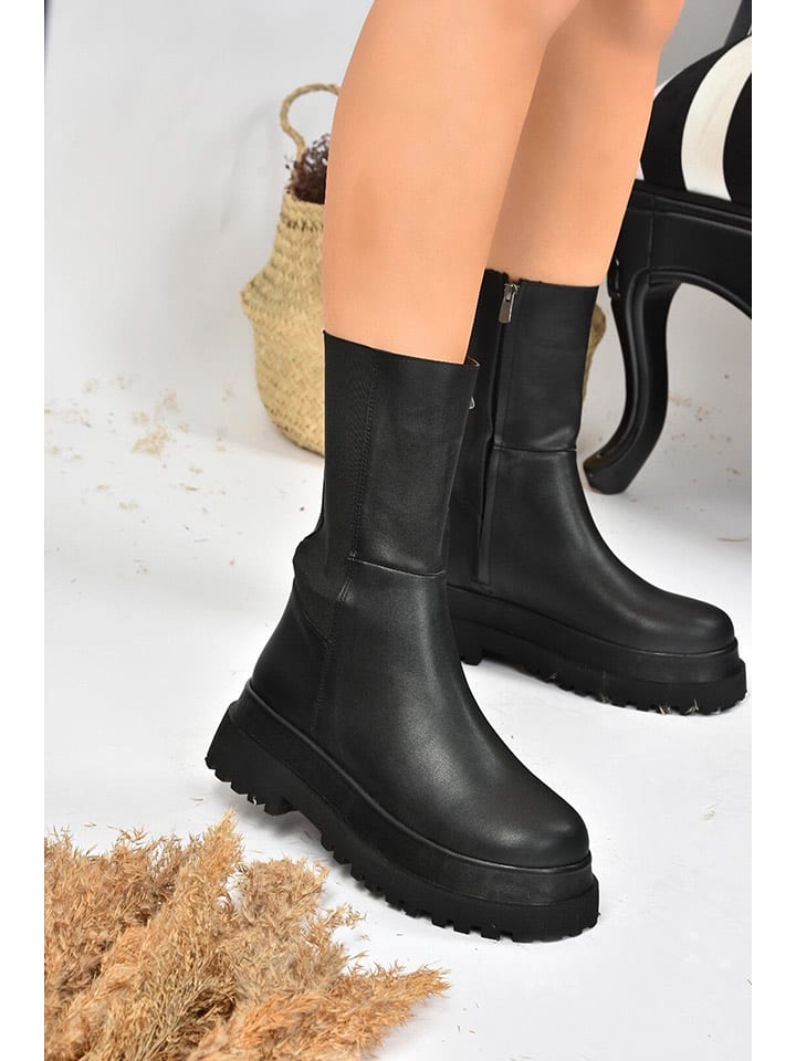 trendyol Botki w kolorze czarnym rozmiar: 39