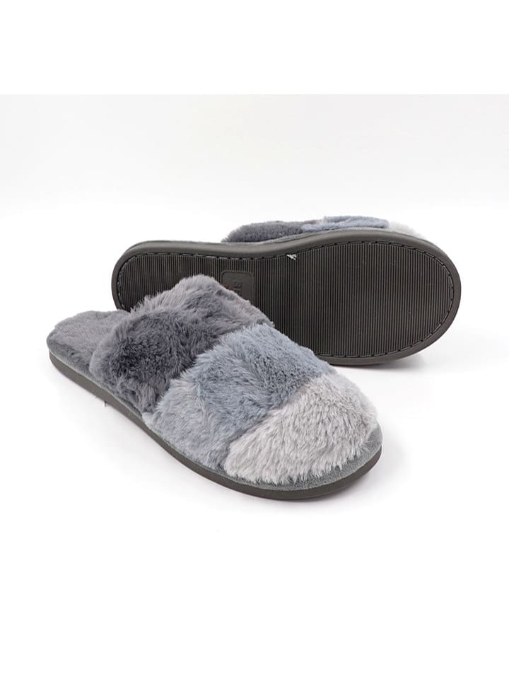 Confly Kapcie w kolorze szarym rozmiar: 38/39