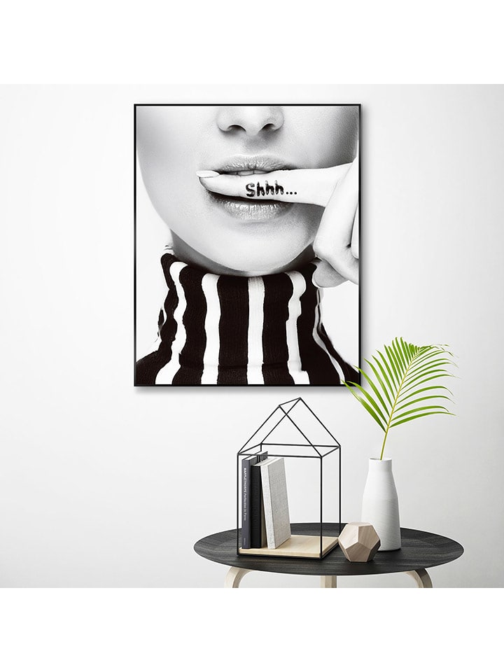 Orangewallz Druk artystyczny "Striped Turtle Neck" w ramce rozmiar: 40x50 cm