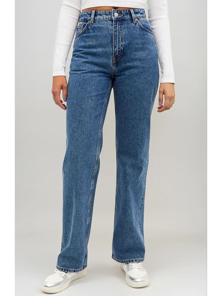 Monki Dżinsy - Regular fit - w kolorze niebieskim rozmiar: W26