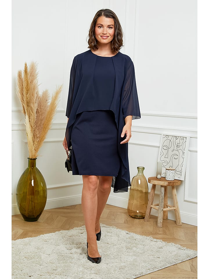 Curvy Lady Sukienka w kolorze granatowym rozmiar: 40/42