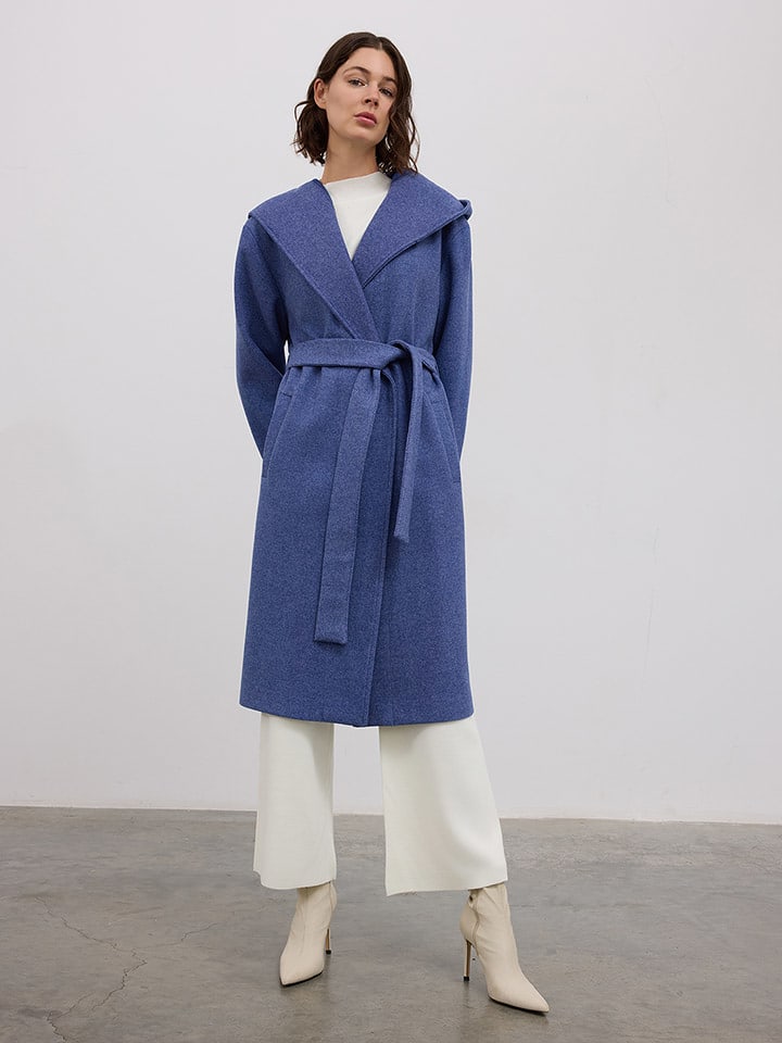 BGN Płaszcz przejściowy w kolorze niebieskim rozmiar: 38