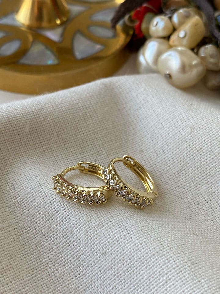 Luseera Pozłacane kolczyki-kreole z cyrkoniami rozmiar: onesize