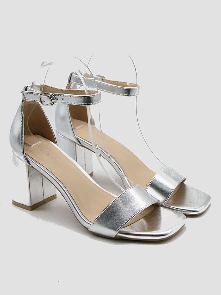 Bellucci Sandały w kolorze srebrnym rozmiar: 37