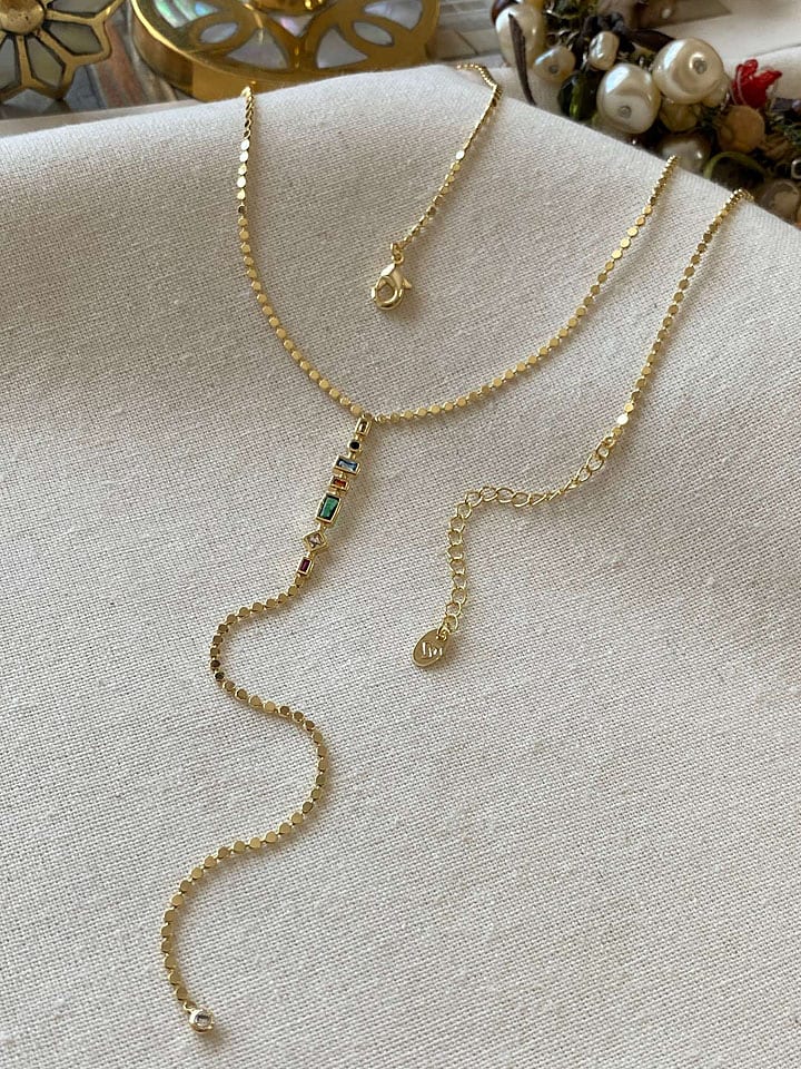 Luseera Pozłacany naszyjnik z kryształami - dł. 45 cm rozmiar: onesize