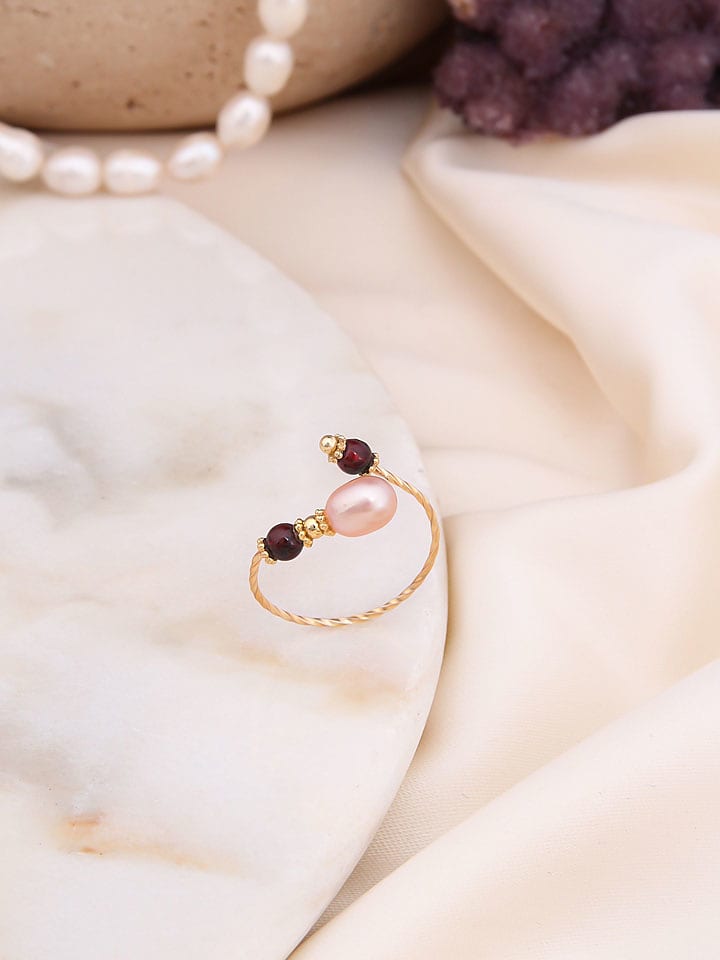 Pierres de Jade Pozłacany pierścionek z perłą i agatami rozmiar: onesize