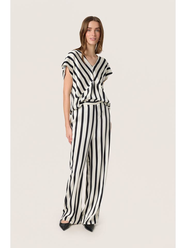 Soaked in Luxury Spodnie w kolorze biało-czarnym rozmiar: XXL