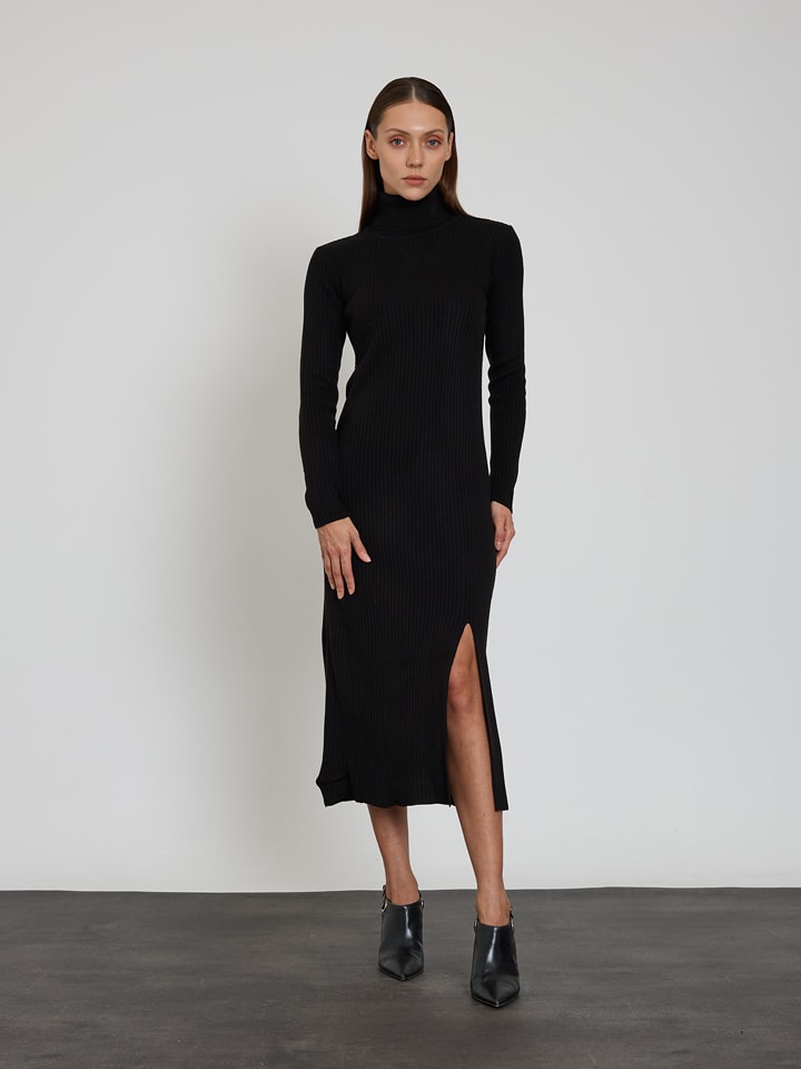 BGN Sukienka w kolorze czarnym rozmiar: 36