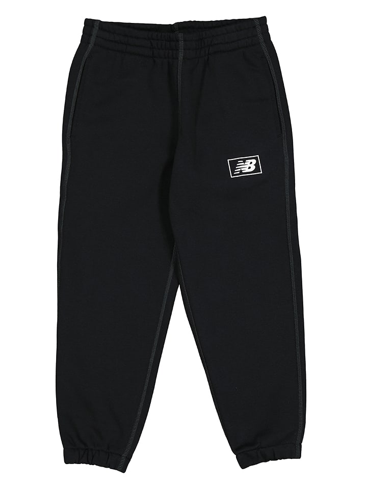 New Balance Spodnie dresowe "Essentials" w kolorze czarnym rozmiar: M