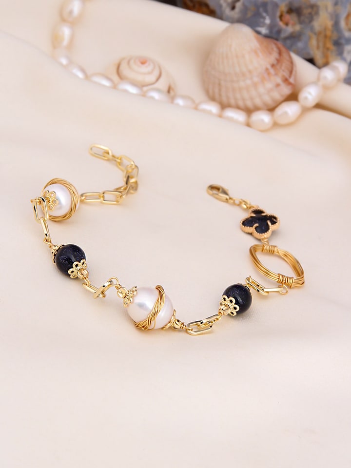 L'Atelier de Gaia Pozłacana bransoletka z onyksem i perłami rozmiar: onesize