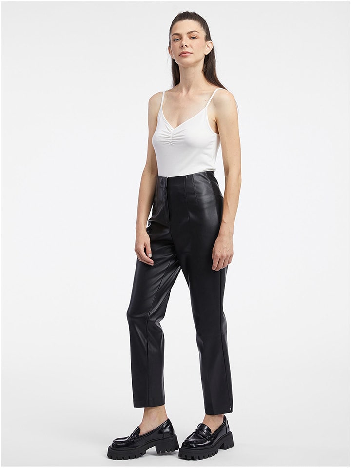 orsay Spodnie w kolorze czarnym ze skóry syntetycznej rozmiar: 38