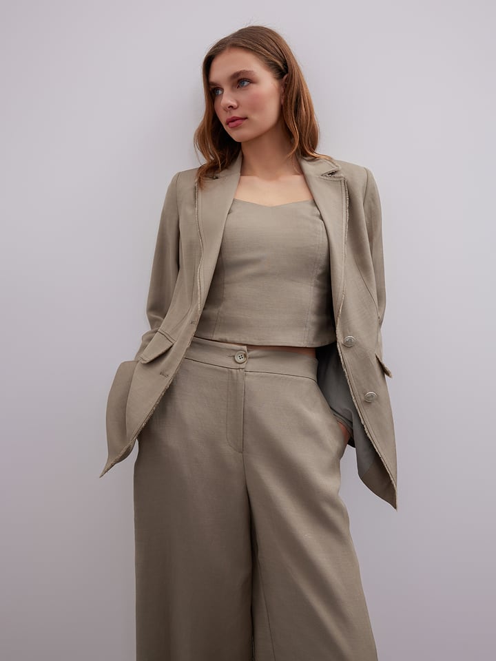 BGN Blezer w kolorze oliwkowym rozmiar: 38