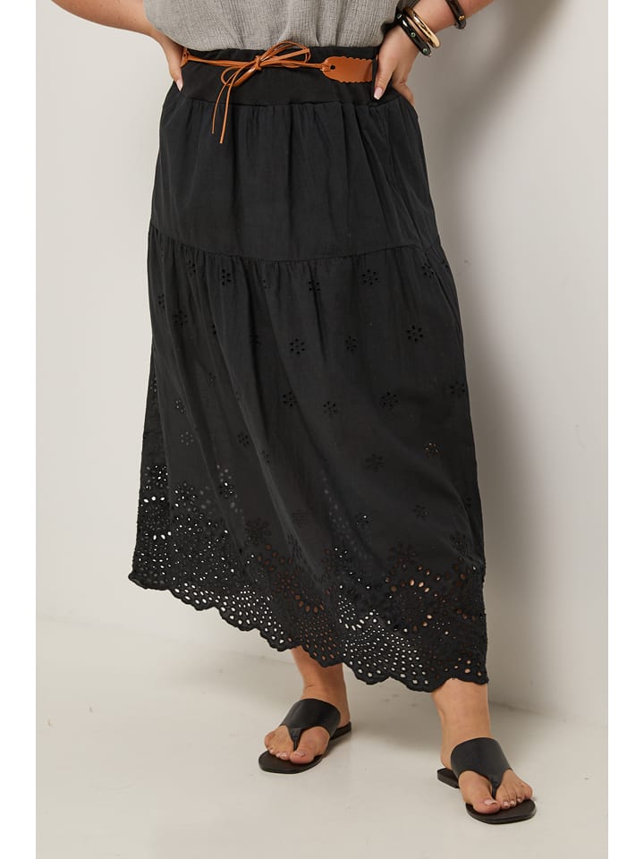 Curvy Lady Spódnica w kolorze czarnym rozmiar: 40/42