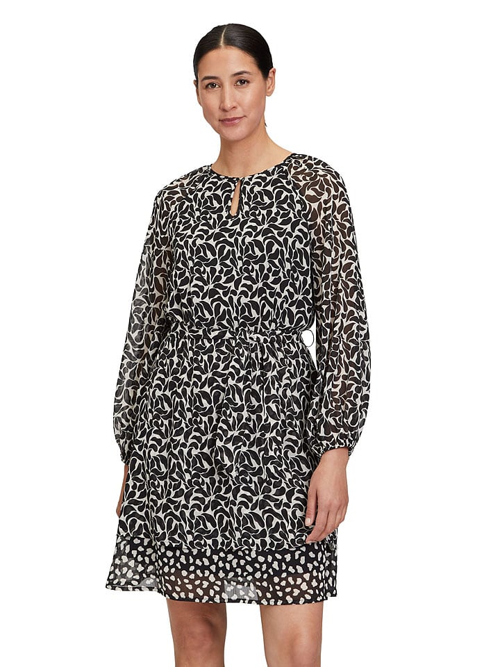 CARTOON Sukienka w kolorze czarnym rozmiar: 44