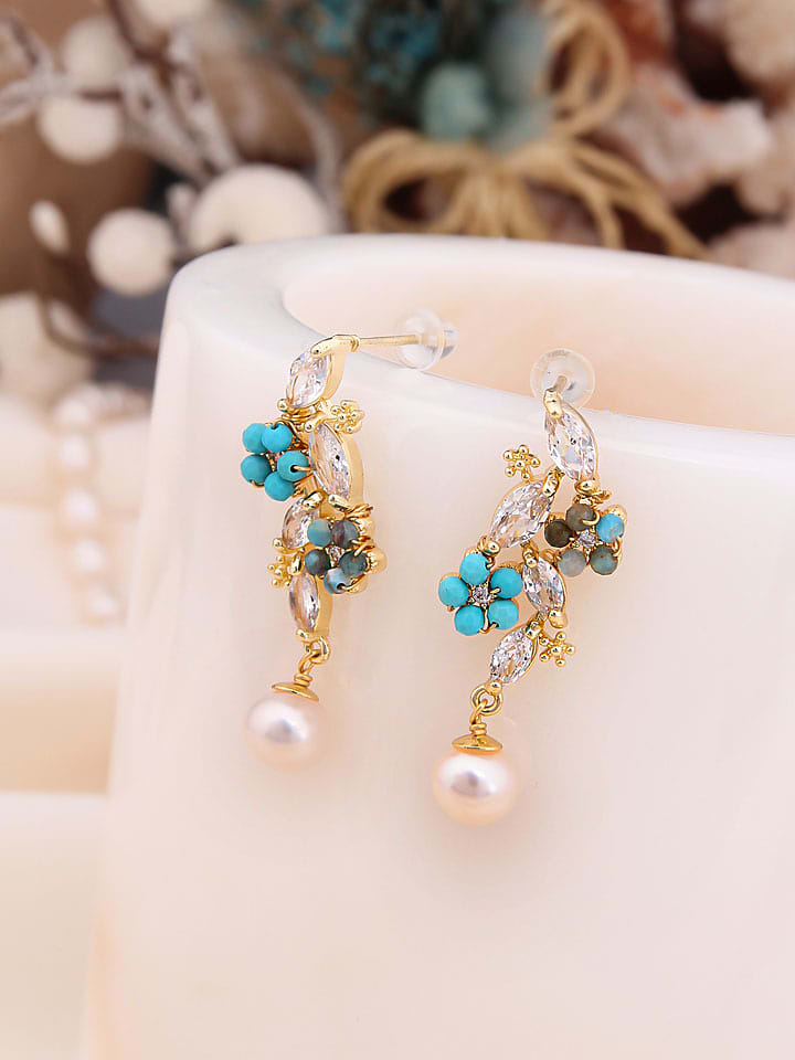 Pierres de Jade Pozłacane kolczyki-wkrętki z perłami i kamieniami szlachetnymi rozmiar: onesize