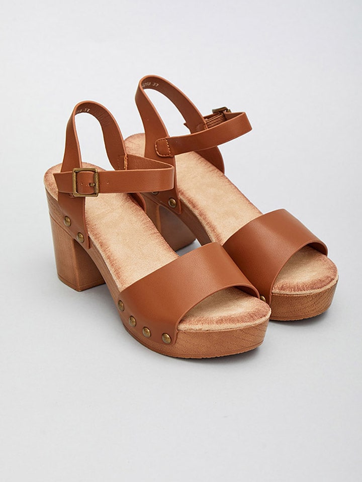 Bellucci Sandały w kolorze jasnobrązowym rozmiar: 36