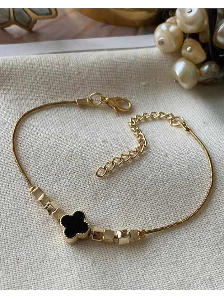 Luseera Pozłacana bransoletka z elementem ozdobnym rozmiar: onesize