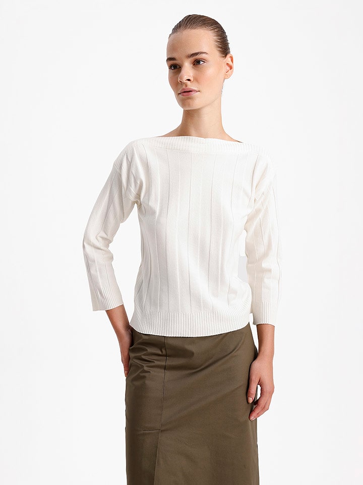 BGN Sweter w kolorze kremowym rozmiar: 40