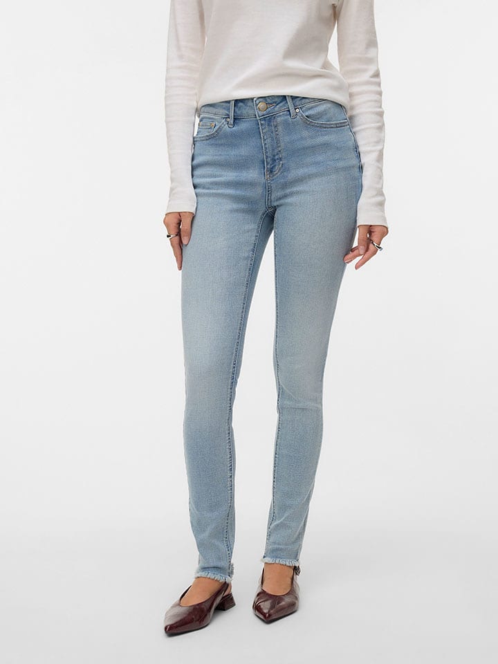 Vero Moda Dżinsy - Skinny fit - w kolorze błękitnym rozmiar: XL/L32