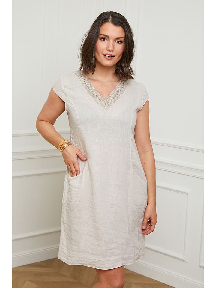 Curvy Lady Lniana sukienka w kolorze beżowym rozmiar: 48/50