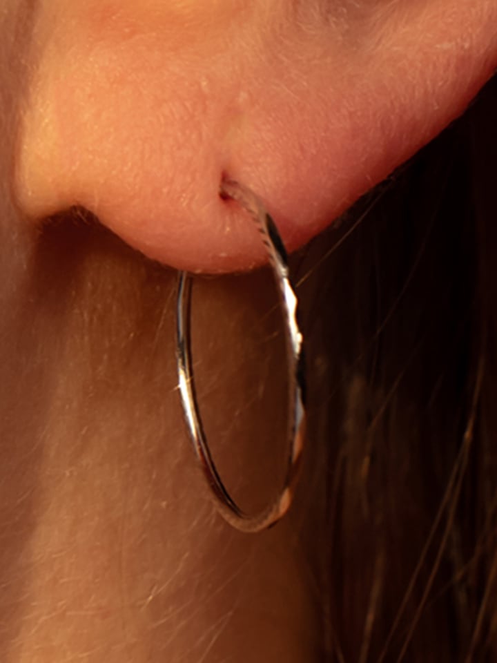 OR ÉCLAT Złote kolczyki-kreole "Créoles twistées" rozmiar: onesize