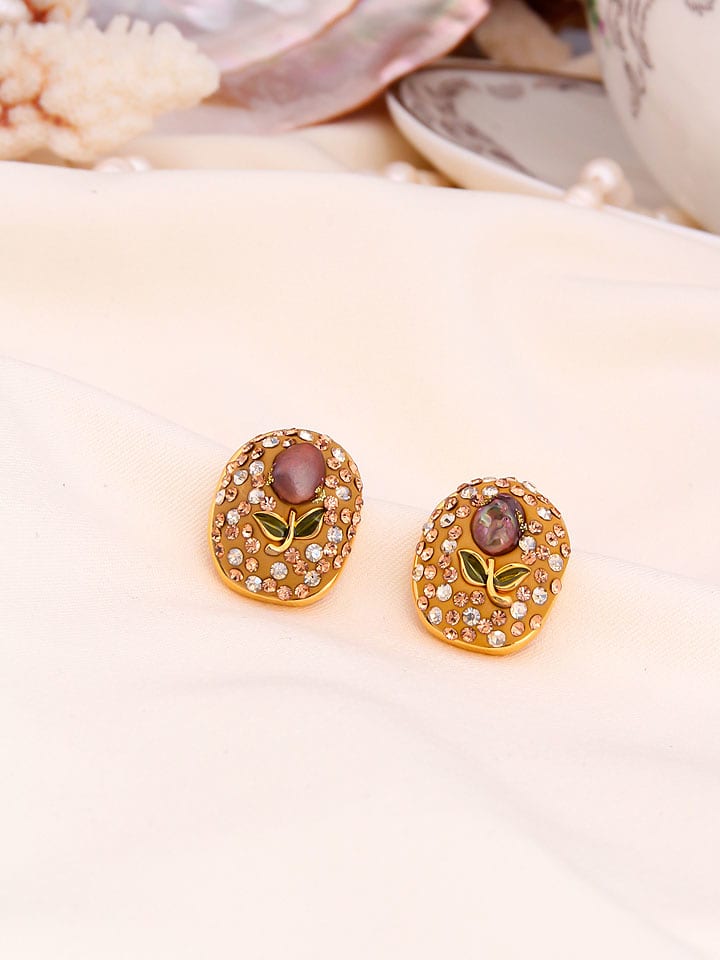 L'Atelier de Gaia Pozłacane kolczyki-wkrętki z perłami i cyrkoniami rozmiar: onesize