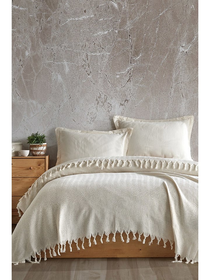 Elizabed Narzuta w kolorze kremowym rozmiar: 200x220 cm