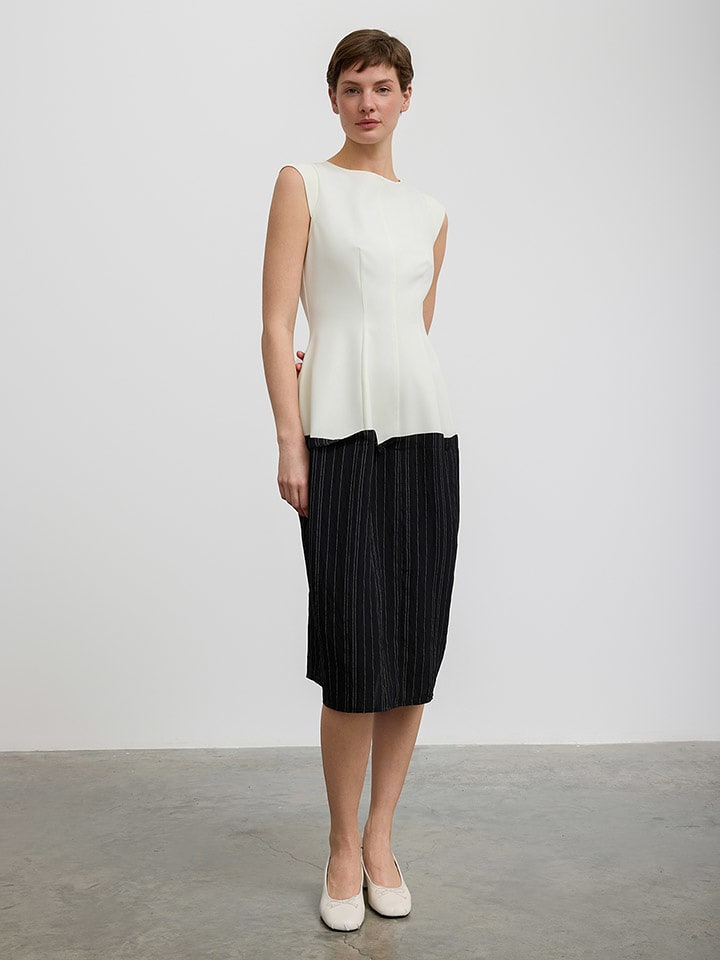 BGN Sukienka w kolorze kremowo-czarnym rozmiar: 40