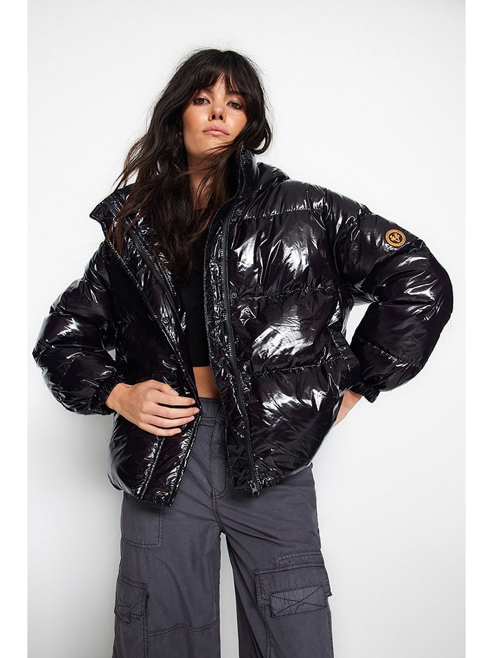 trendyol Kurtka pikowana w kolorze czarnym rozmiar: M