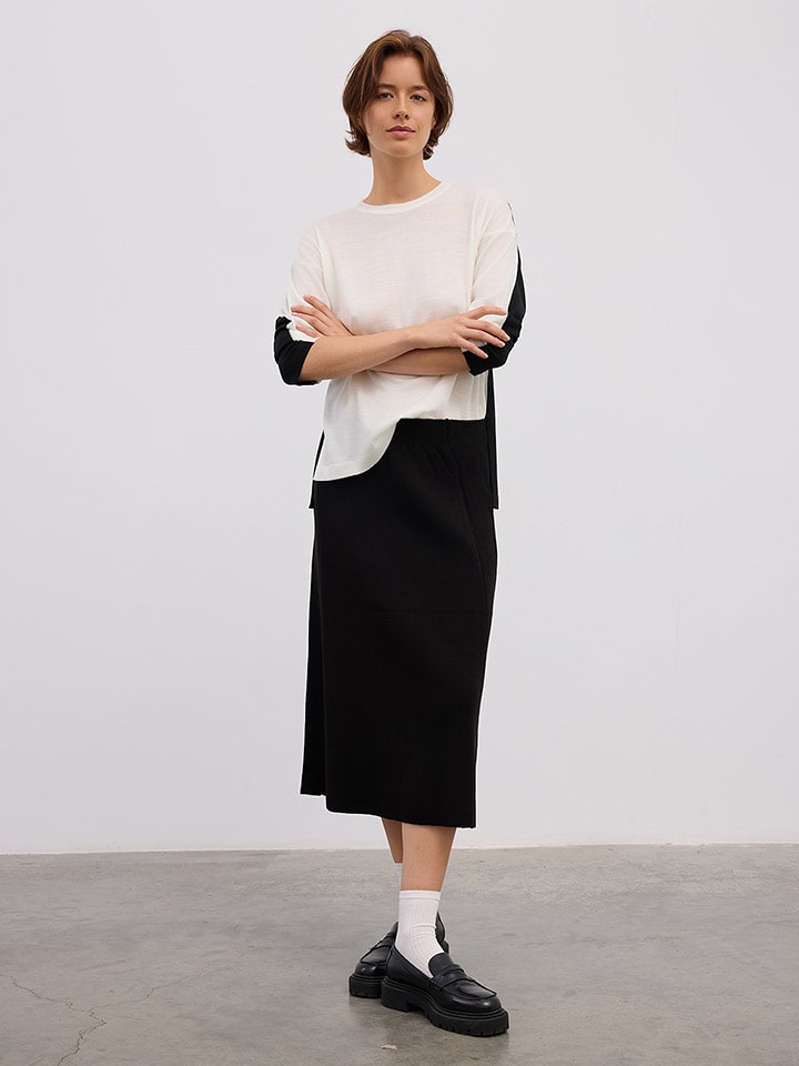 BGN Spódnica w kolorze czarnym rozmiar: 36