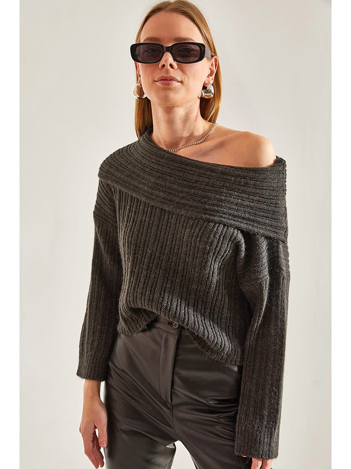 Bianco Lucci Sweter w kolorze czarnym rozmiar: onesize