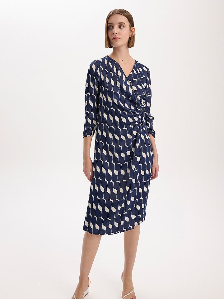 BGN Sukienka w kolorze granatowym rozmiar: 34