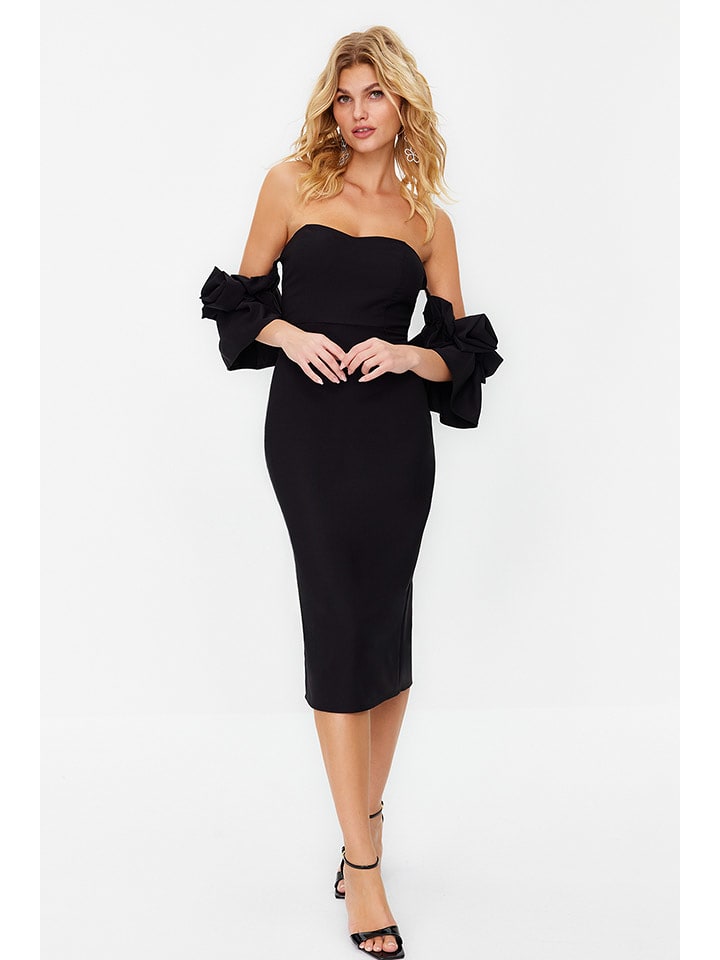 trendyol Sukienka w kolorze czarnym rozmiar: 38